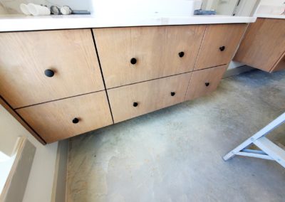 T-bar Knobs on Light Wood Drawers